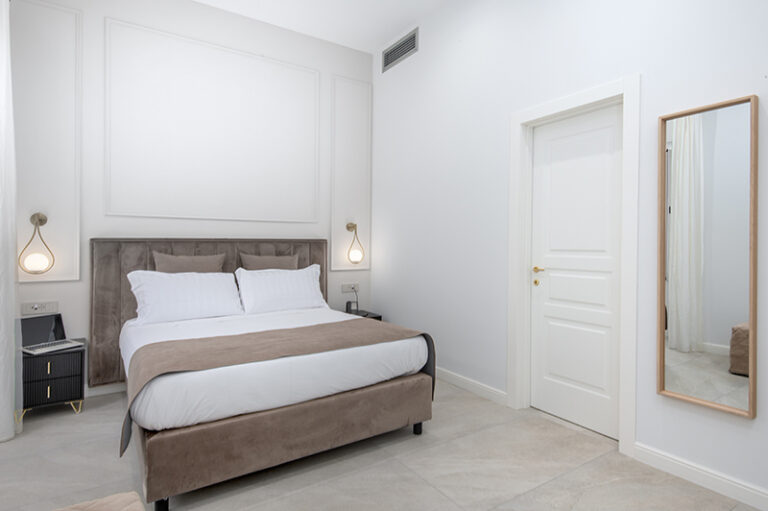 camera tripla hotel odeon napoli